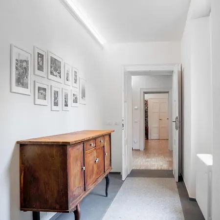 Casa Vecchia 3 By Design アパート ベッラーノ